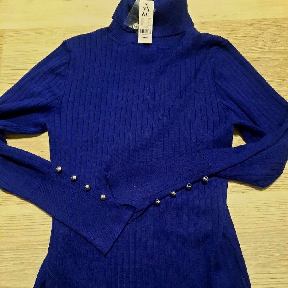 NWT Womens NY & Co Turtleneck Pullover Blouse with Button Accents Size Small